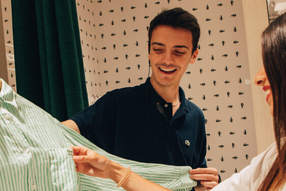 LACOSTE - Retail